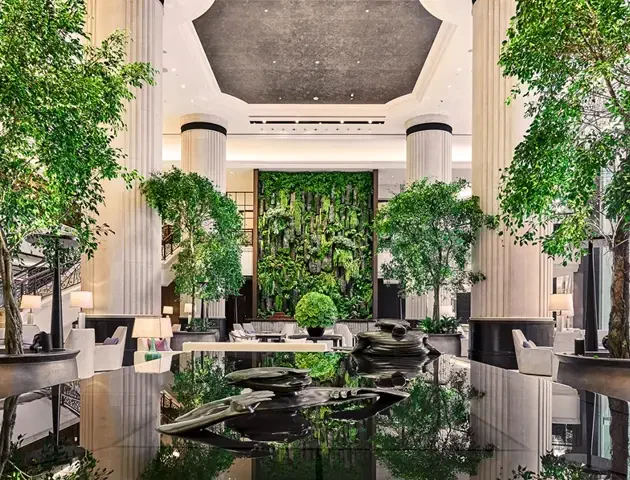 Shangri-La Singapore garden lobby